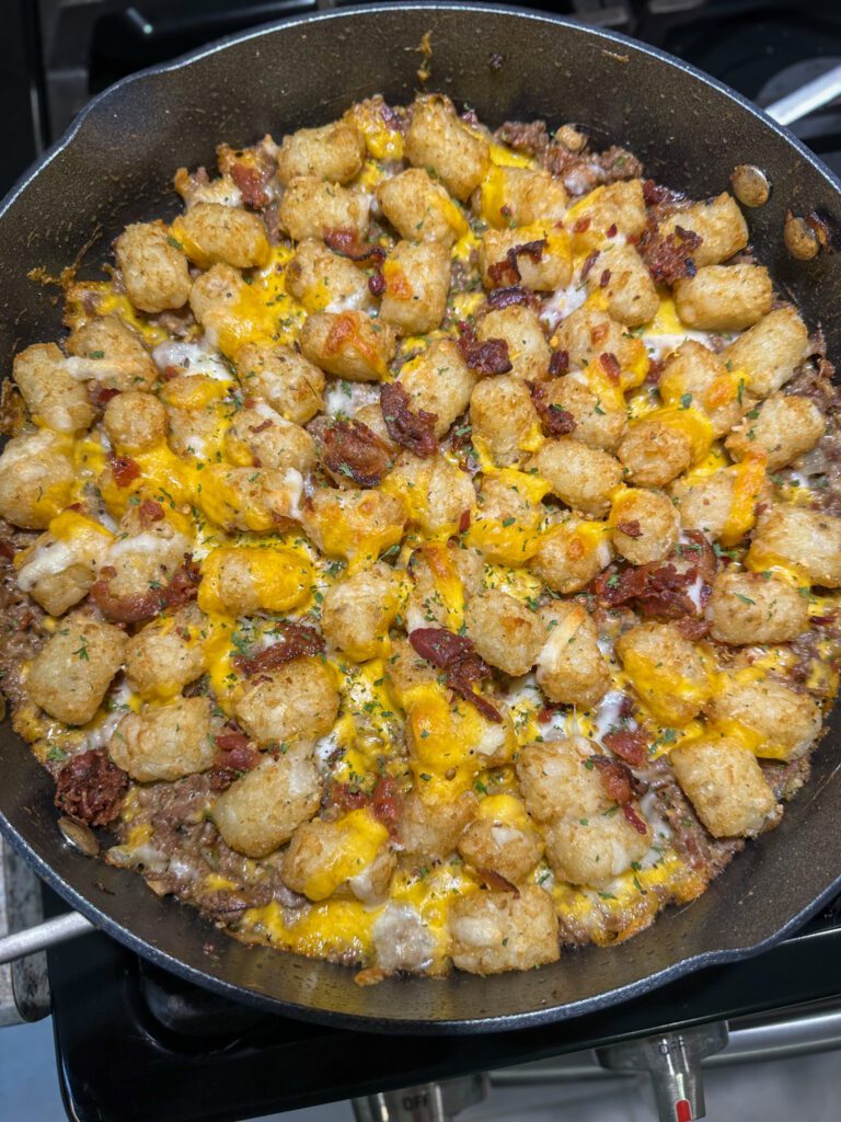 bacon cheeseburger tater tot casserole