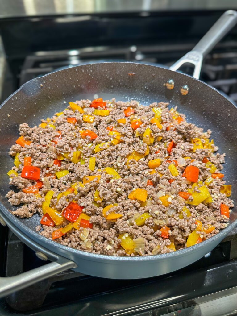 cooked pepper and ground beef