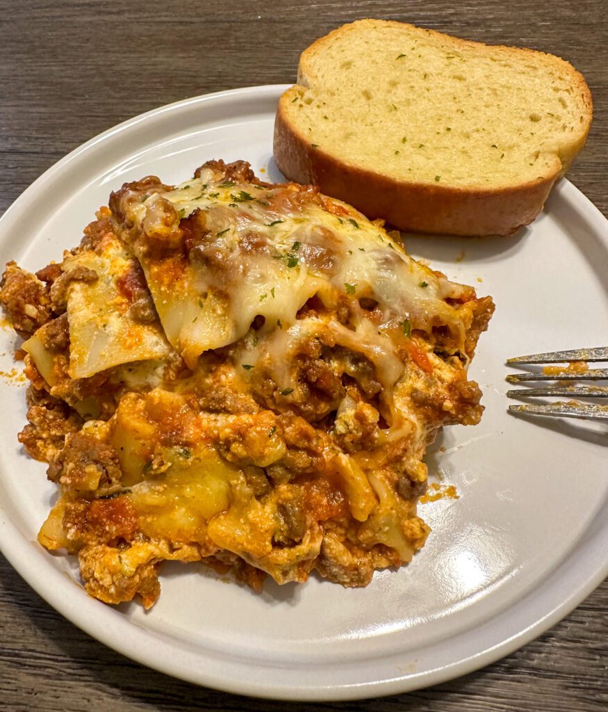 lasagna and garlic bread